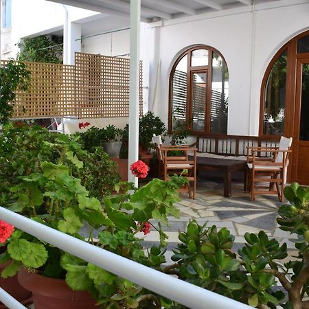 Pallada Rooms Tinos Island Екстер'єр фото